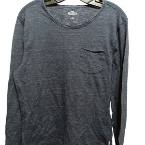 Hollister Men’s black Long Sleeve size Medium